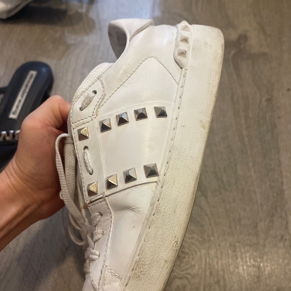Valentino Stud Sneakers - Picture 2 of 5